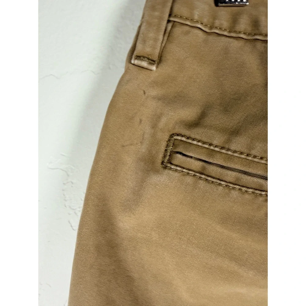 Levi's Men's Khaki Chino Shorts Flat Front Casual Everyday Wear Size 30